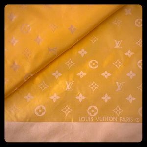 Louis Vuitton yellow Silk Scarf  like new! AUTH